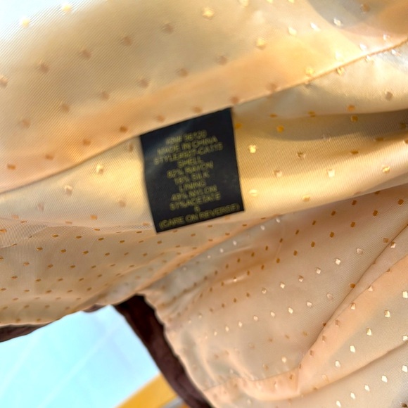 JAK & RAE Velvet blazer. Timeless luxury piece. - Picture 7 of 7